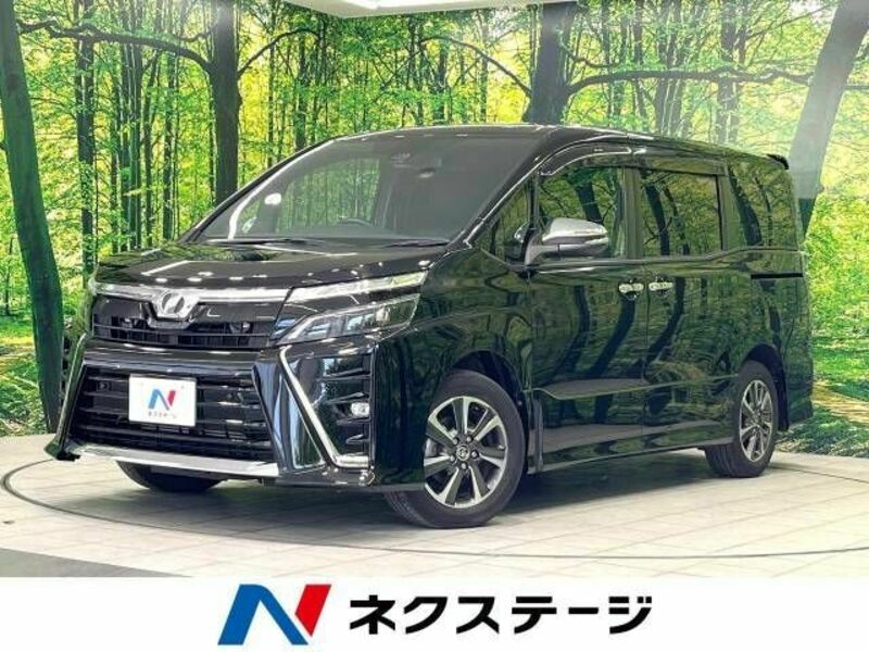 TOYOTA　VOXY