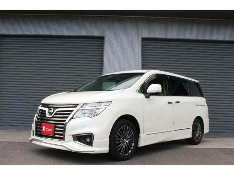 NISSAN　ELGRAND