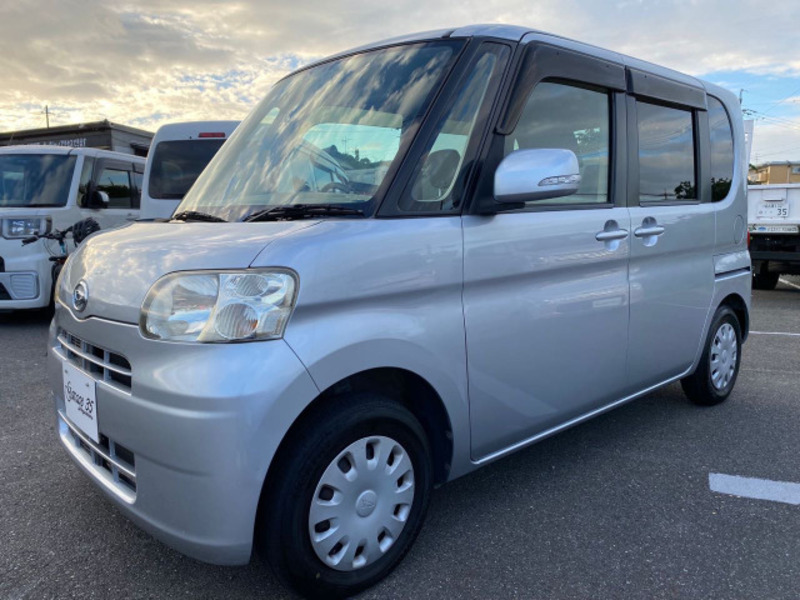 DAIHATSU　TANTO