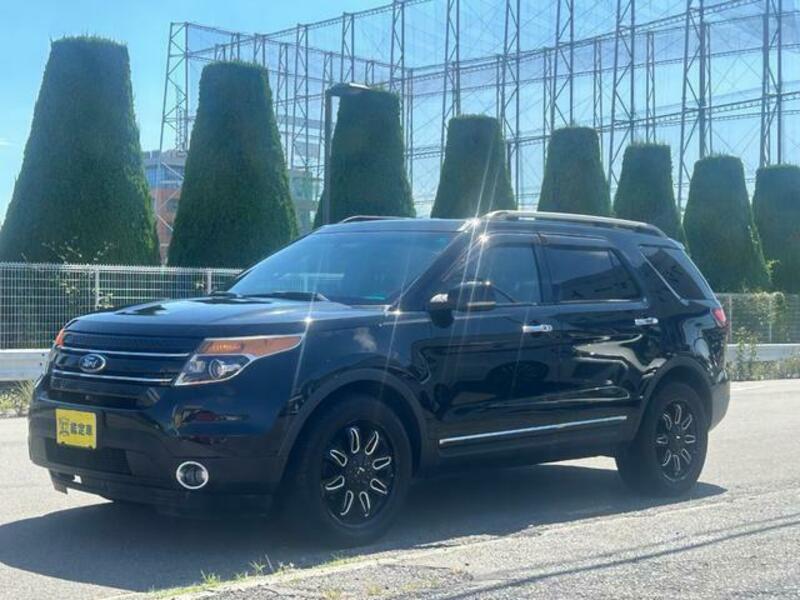 FORD　EXPLORER