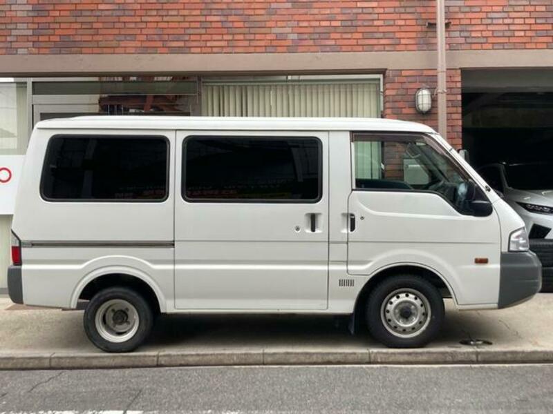 BONGO VAN-9