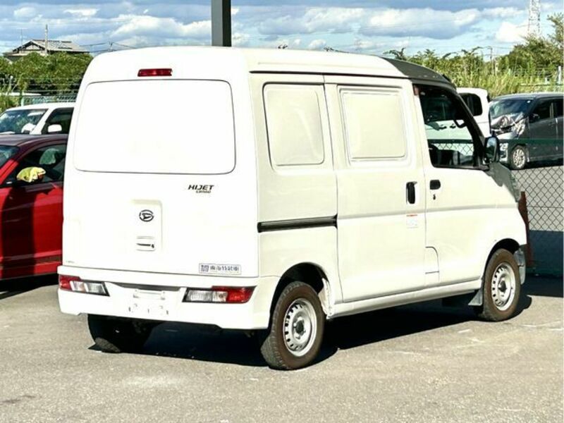 HIJET CARGO-12