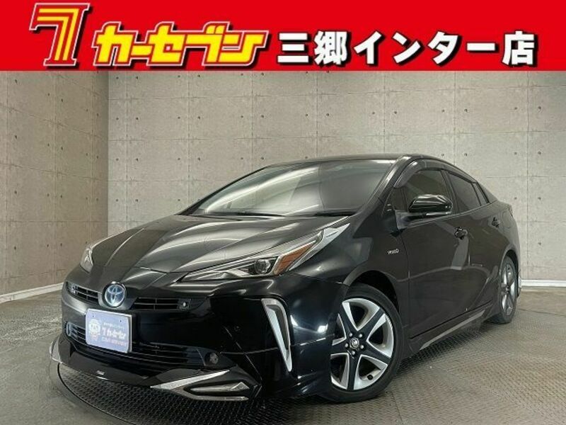 TOYOTA　PRIUS