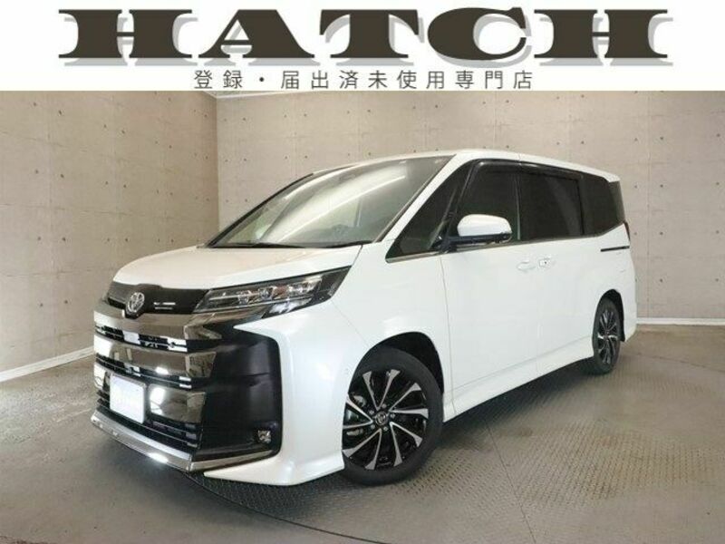 TOYOTA　NOAH