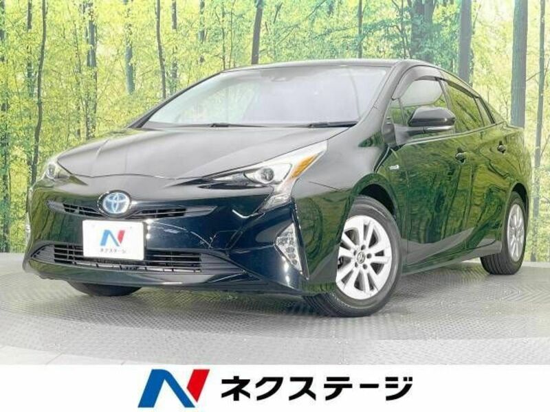 TOYOTA　PRIUS