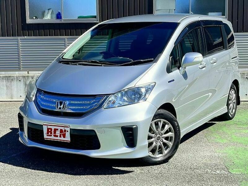 HONDA　FREED HYBRID