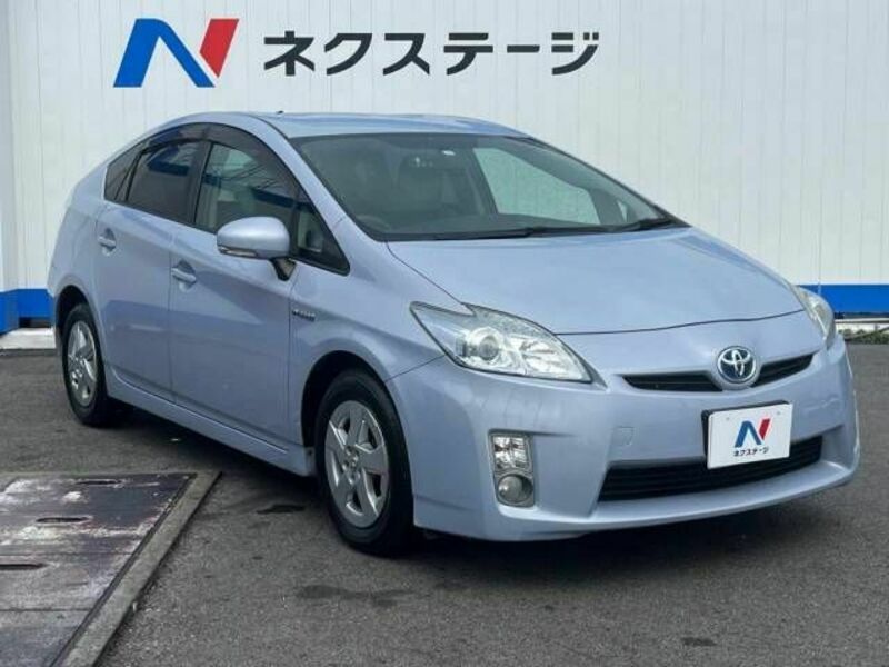 PRIUS-16