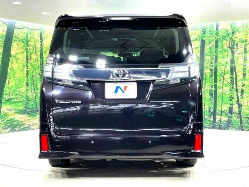 VELLFIRE-16