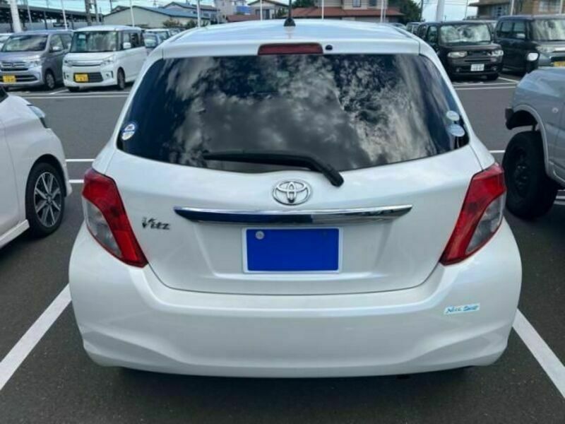 VITZ-4