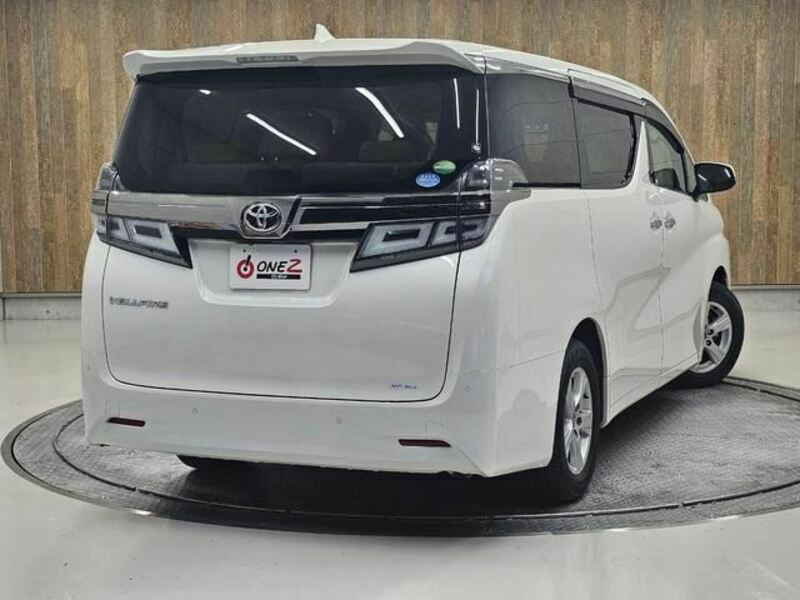 VELLFIRE-2