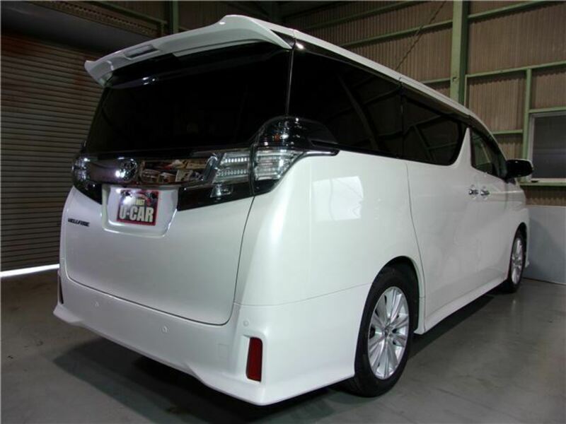 VELLFIRE-1