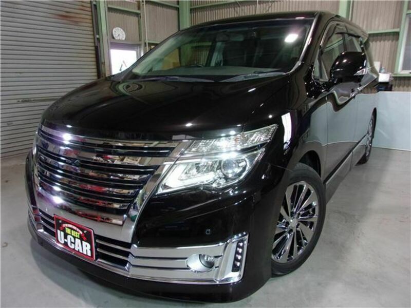 NISSAN　ELGRAND