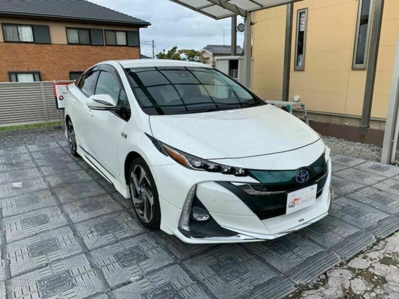 PRIUS PHV-47