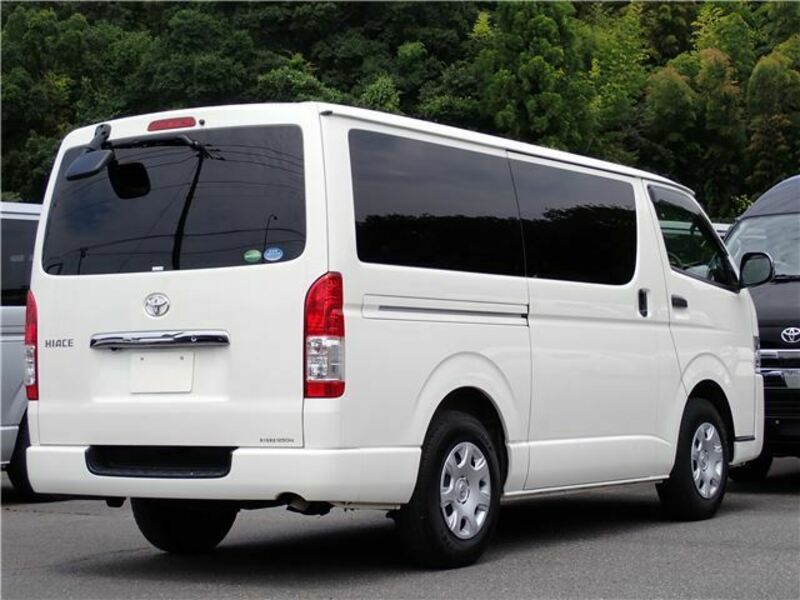 HIACE VAN-1