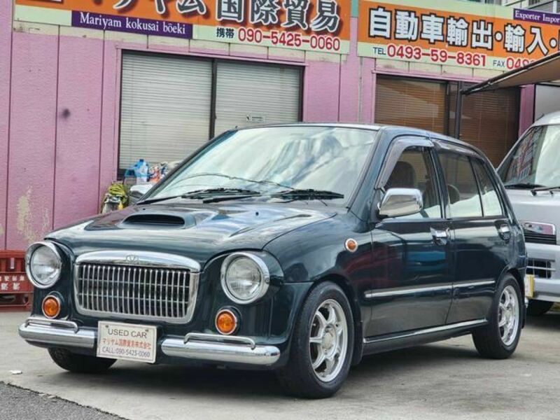 SUBARU　VIVIO