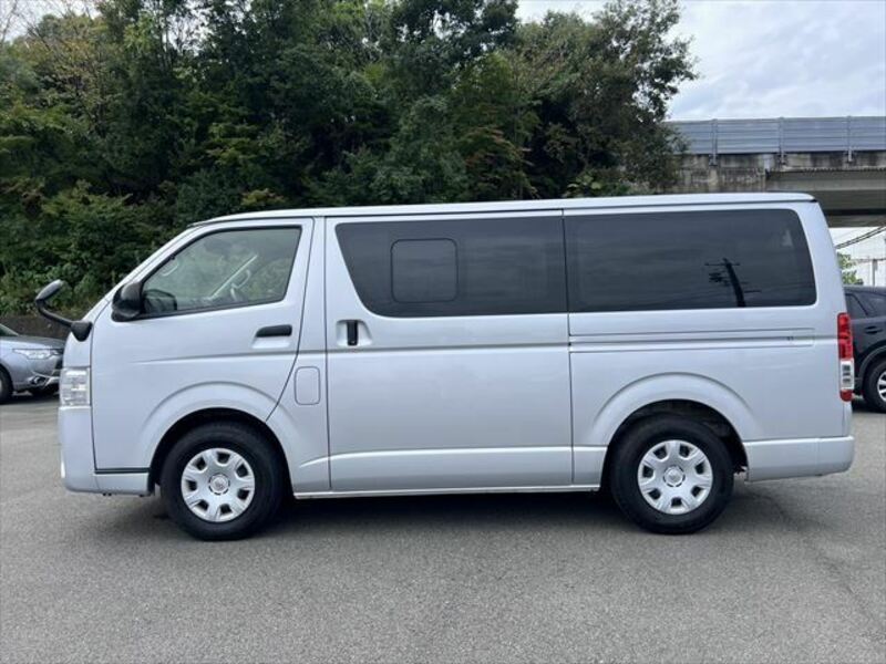 HIACE VAN-13