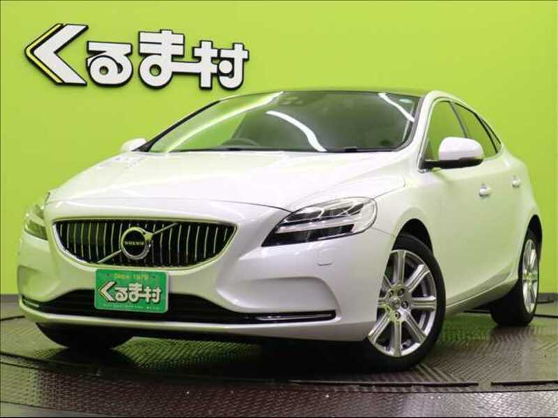 VOLVO　V40