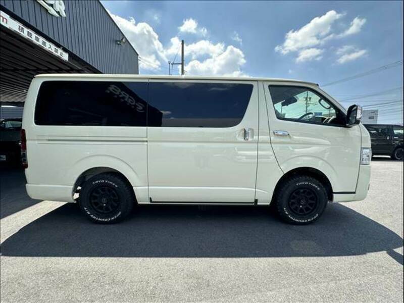 HIACE VAN-12