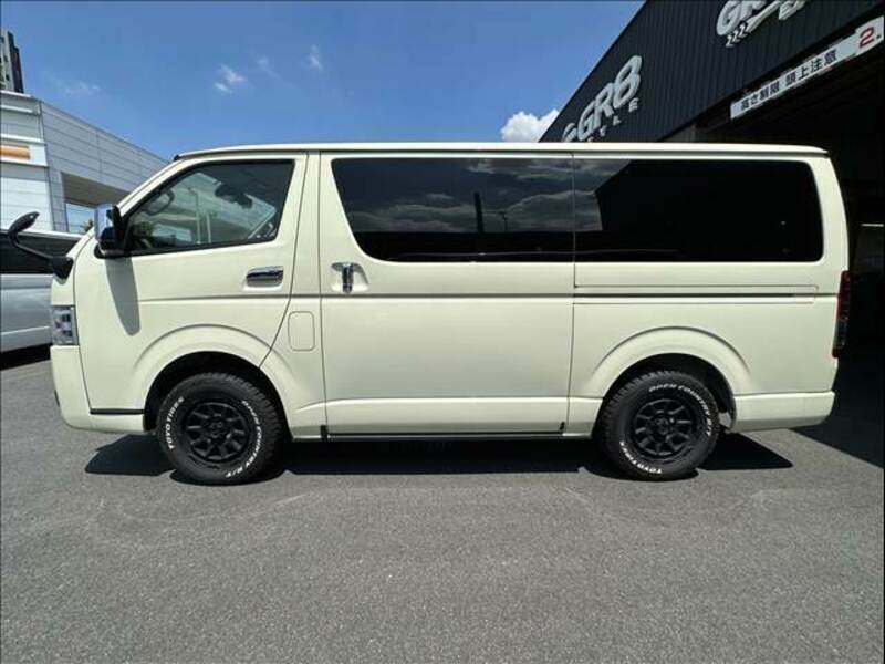 HIACE VAN-13