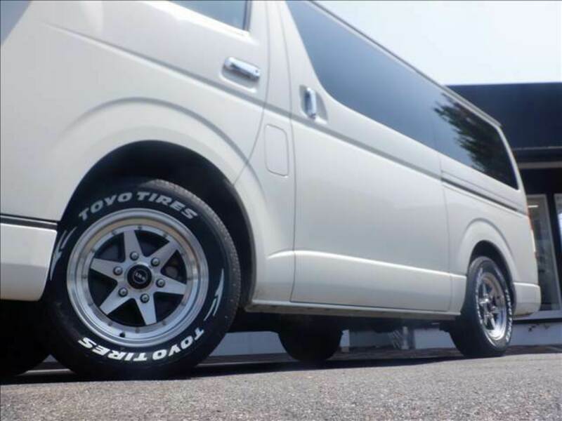 HIACE VAN-8