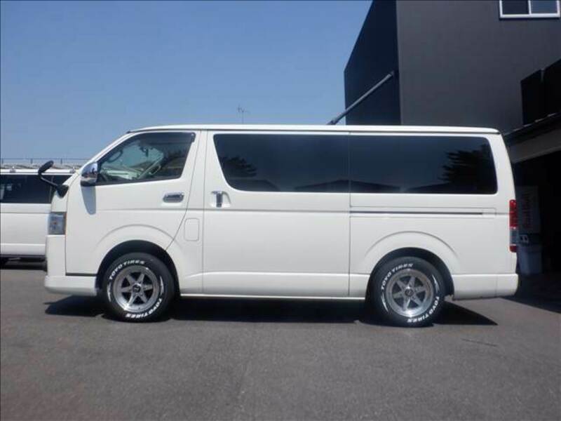 HIACE VAN-13