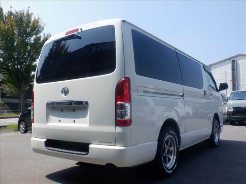 HIACE VAN-14