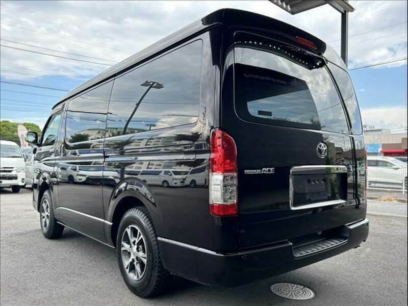 HIACE VAN-15