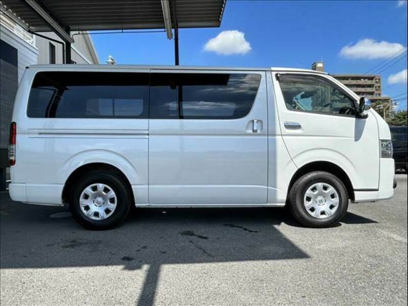 HIACE VAN-12