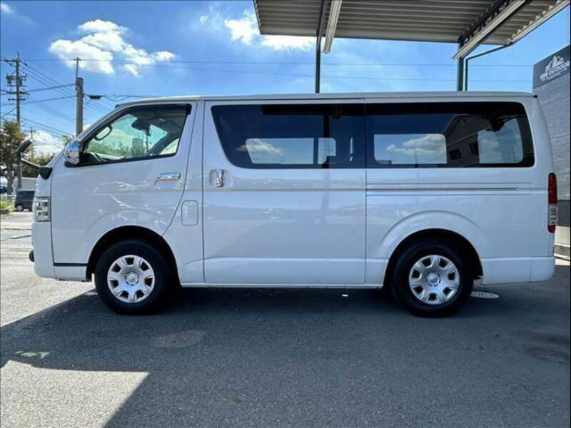 HIACE VAN-13