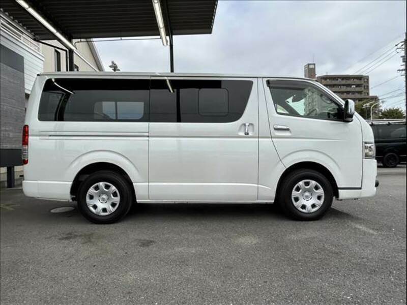 HIACE VAN-7