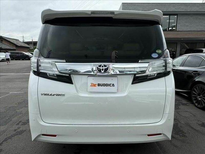 VELLFIRE-12