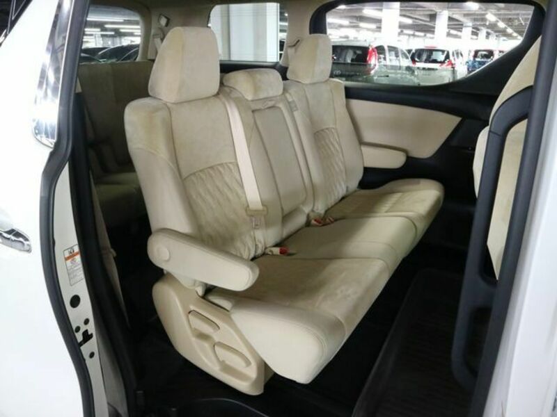 ALPHARD-12