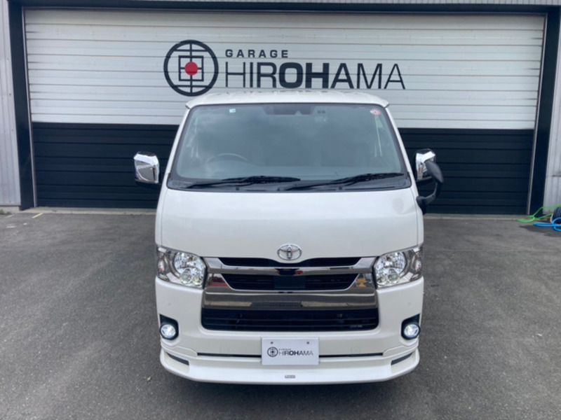 HIACE VAN-12