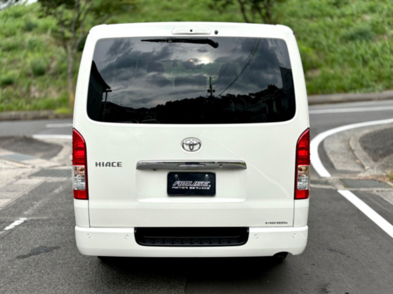 HIACE VAN-3