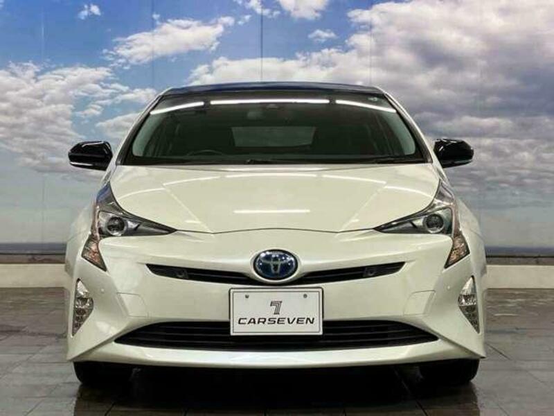 PRIUS-17