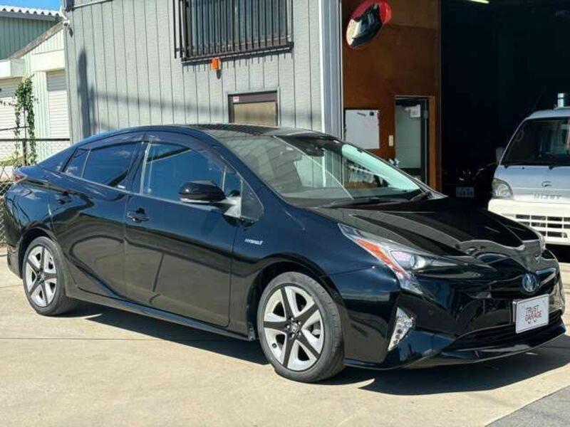 PRIUS-1