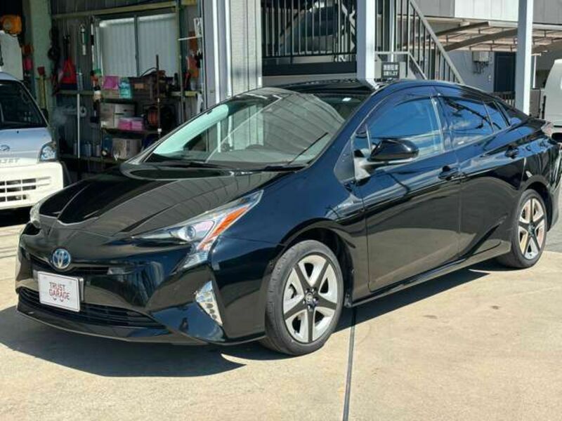 PRIUS-10