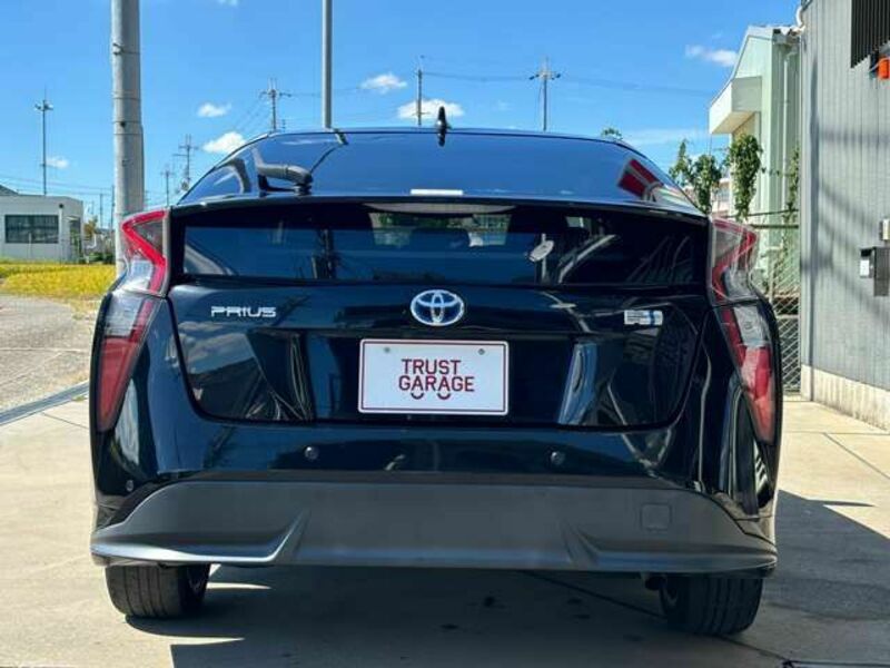 PRIUS-15