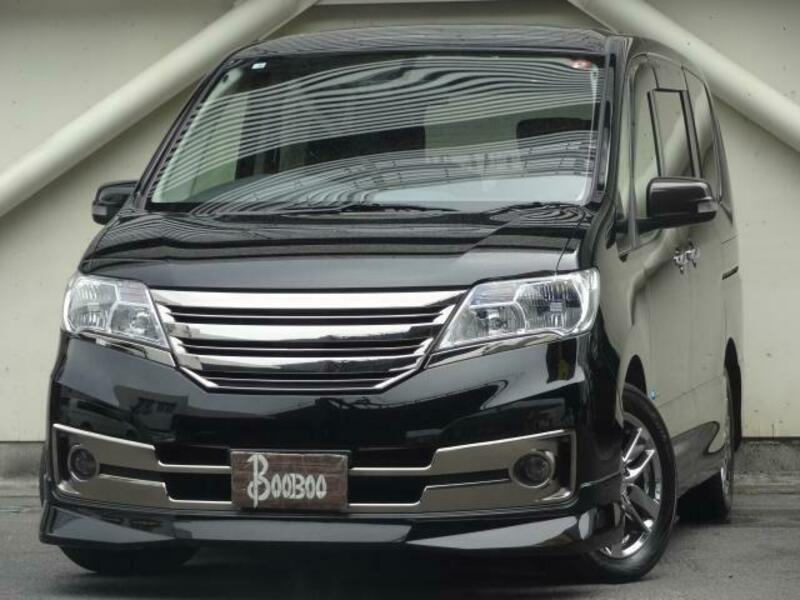 NISSAN　SERENA