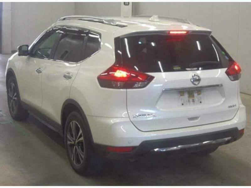 X-TRAIL-4