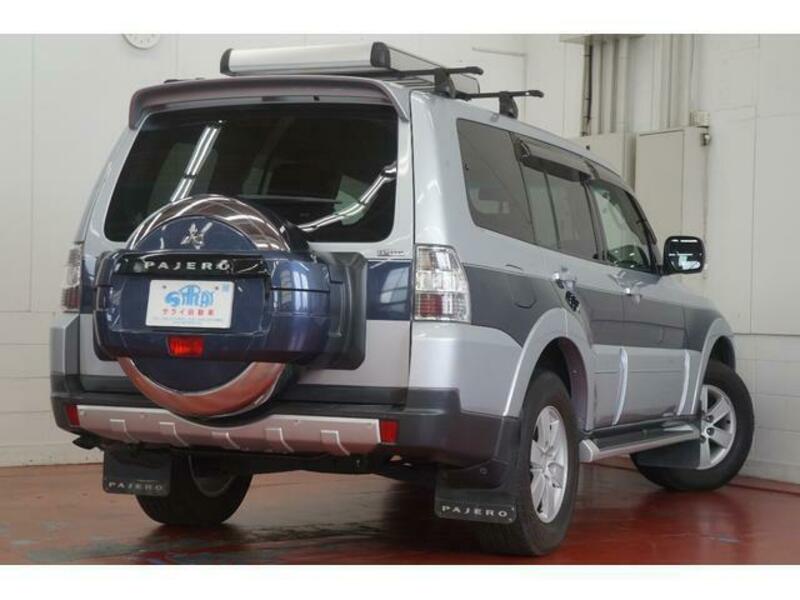 PAJERO-4