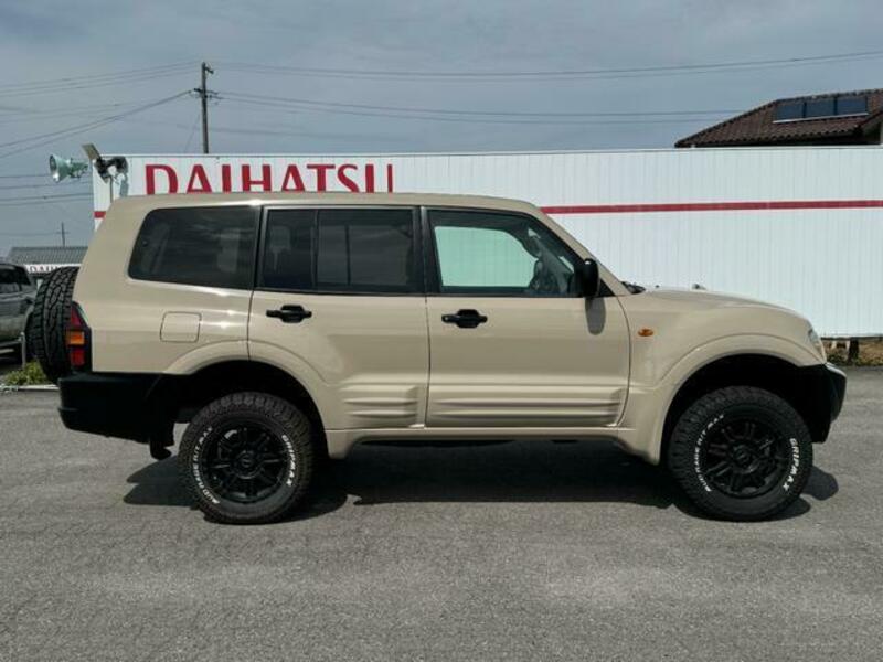 PAJERO-17