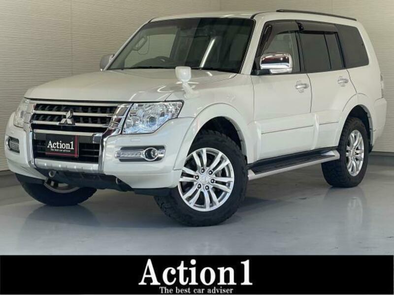 MITSUBISHI PAJERO