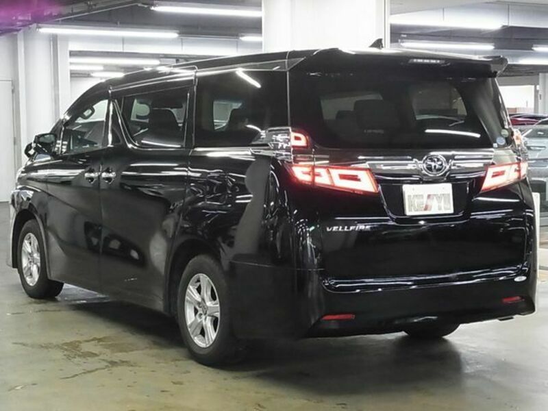 VELLFIRE-6