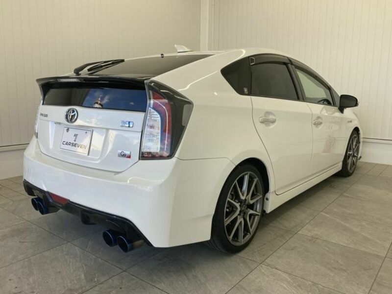 PRIUS-2