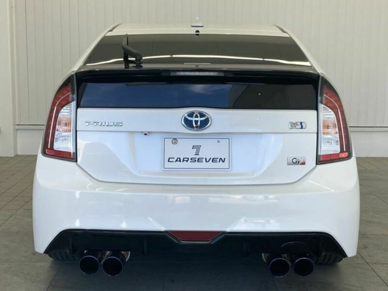 PRIUS-3