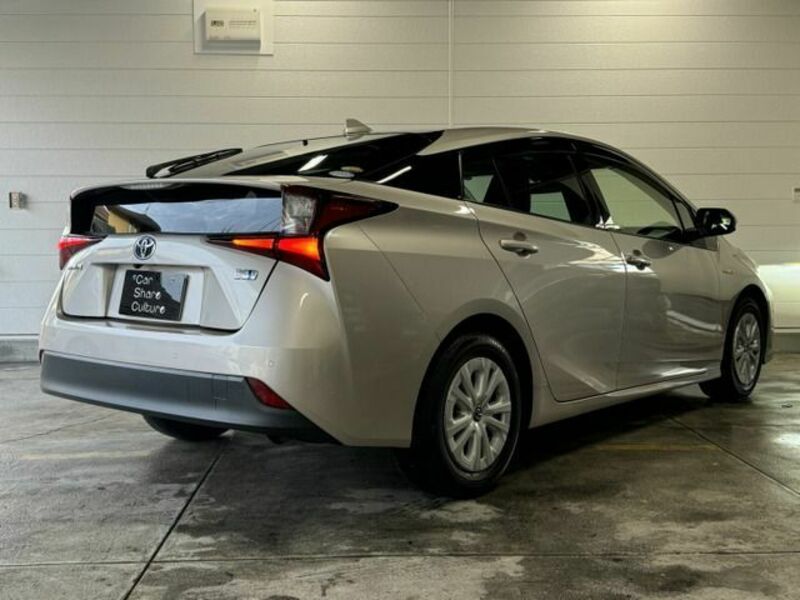 PRIUS-1