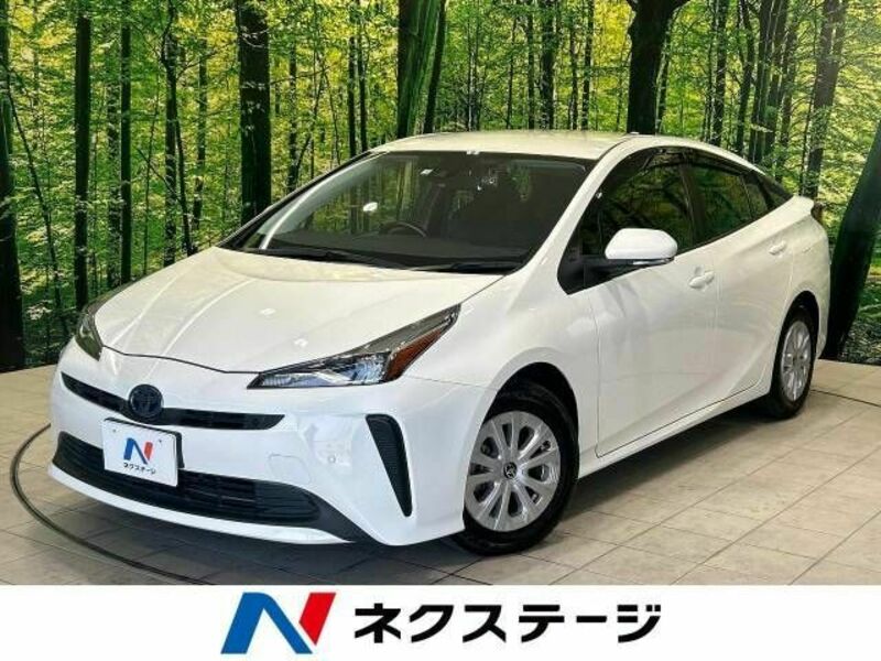 TOYOTA　PRIUS