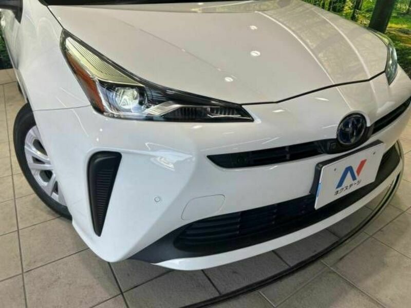 PRIUS-12