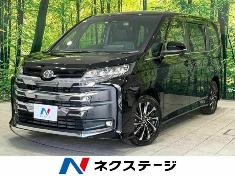 TOYOTA　NOAH